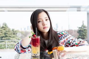 娱乐圈爆料配图网红是谁,网红身份曝光，竟是神秘配图主角！