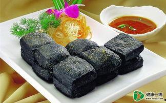 路边摊臭豆腐爆料视频播放,臭豆腐视频走红,揭秘路边摊美食魅力 第3张 路边摊臭豆腐爆料视频播放,臭豆腐视频走红,揭秘路边摊美食魅力 第3张