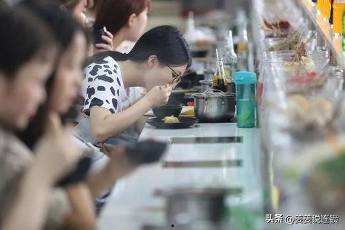 西安食堂爆料事件始末视频,真相与反思的交织 第2张 西安食堂爆料事件始末视频,真相与反思的交织 第2张
