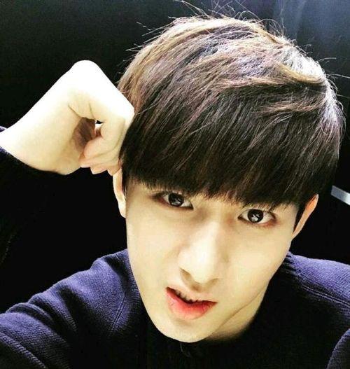 成毅有女友吗爆料视频在线观看,女友身份曝光，视频爆料引热议  第2张