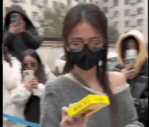 八卦爆料在线小视频吃瓜,揭秘在线小视频吃瓜界的风云变幻  第3张