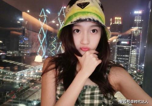 网红吃瓜小甜妹是谁,她是如何成为网络红人的? 第3张 网红吃瓜小甜妹是谁,她是如何成为网络红人的? 第3张